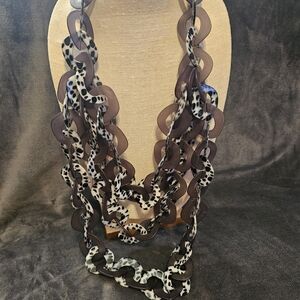 SJ Leopard/Black Zaria